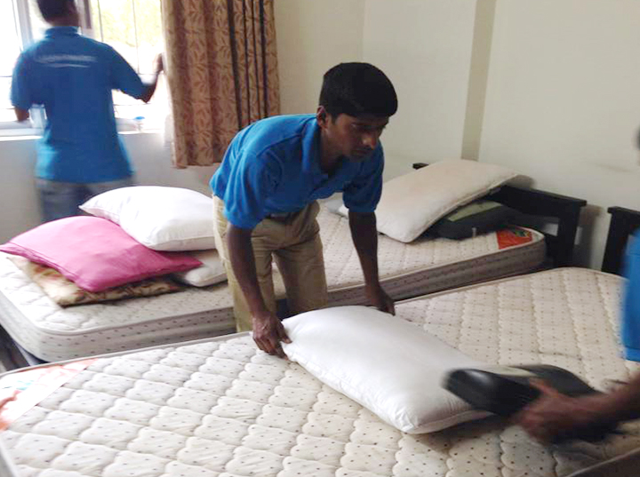 Mattress cleaning service by Clean Fanatic