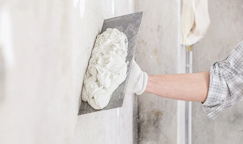 Understanding the Minimum Curing Time for Plastering