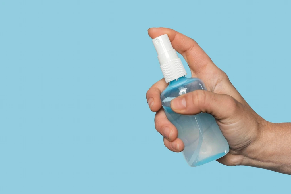 Make a Soap and Water Bug Spray