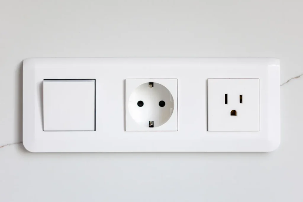 Wall plate with a switch.- cleanfanatics